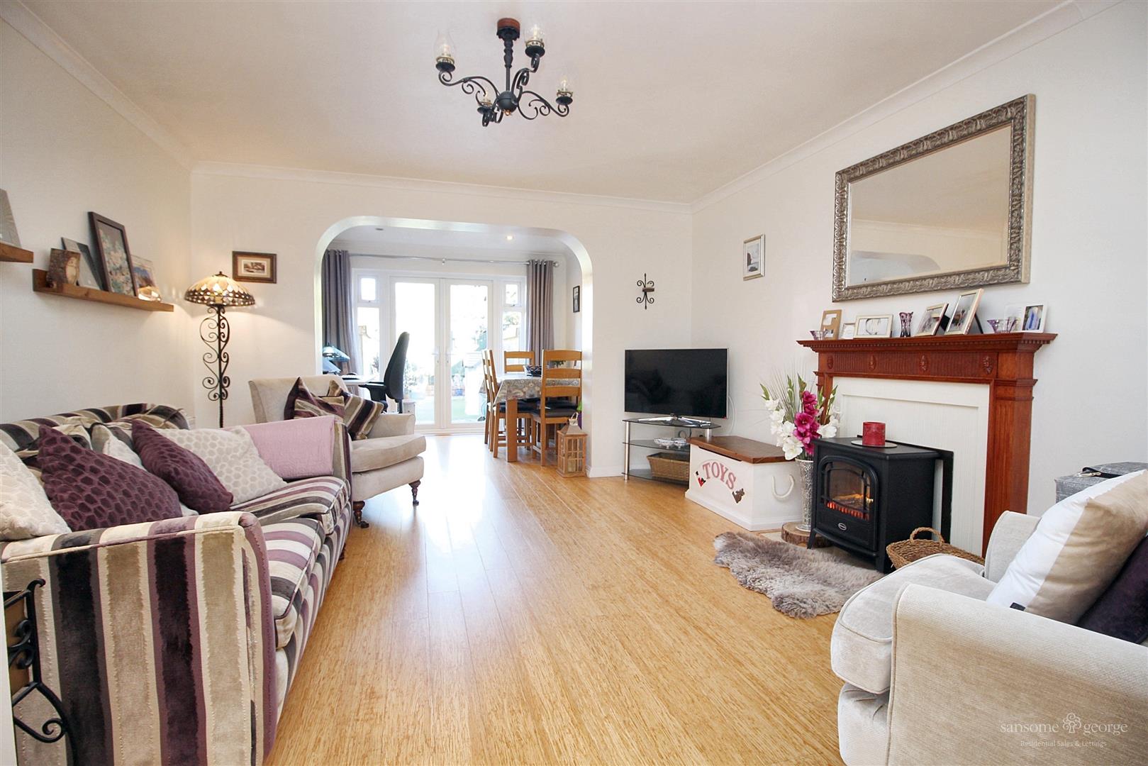 2 bed property in The Old Lane, Reading